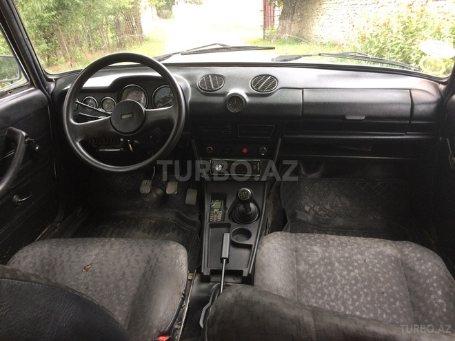 LADA (VAZ) 2106 2005, 8,125 km - 1.6 l - Quba