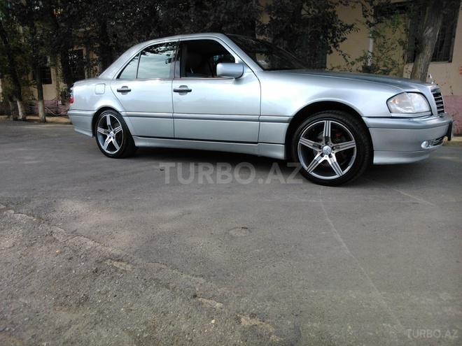 Mercedes C 230 1999, 156,000 km - 2.3 l - Sumqayıt