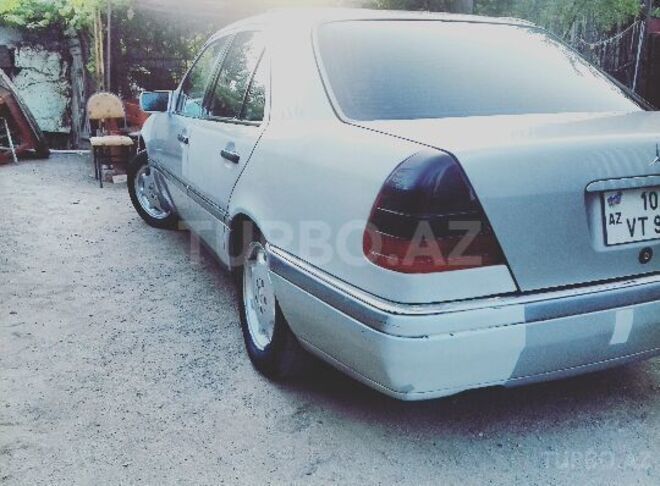 Mercedes C 220 1993, 301,895 km - 2.2 l - Sumqayıt