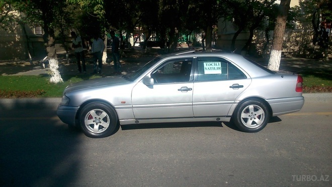 Mercedes C 220 1993, 315,000 km - 2.2 l - Sumqayıt