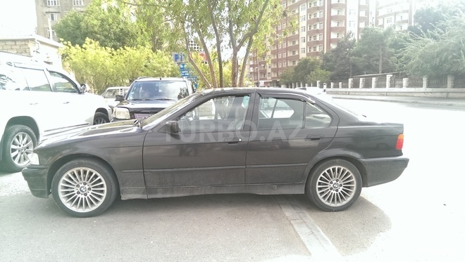 BMW 320 1991, 330,000 km - 2.0 l - Bakı