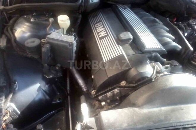 BMW 525 1996, 240,000 km - 2.5 l - Bakı