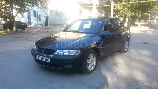 Opel Vectra 1997, 215,000 km - 2.0 l - Sumqayıt