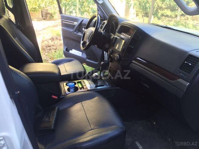 Mitsubishi Pajero 2011, 78,000 km - 3.5 l - Sumqayıt