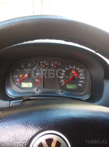 Volkswagen Golf 1998, 300,000 km - 1.6 l - Bakı