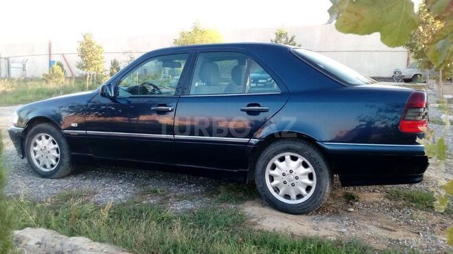 Mercedes C 180 1998, 240,000 km - 1.8 л - Bakı