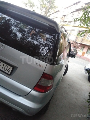 Mercedes ML 270 2003, 239,000 km - 2.7 л - Bakı