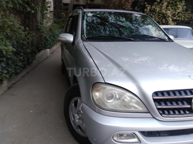 Mercedes ML 270 2003, 239,000 km - 2.7 л - Bakı