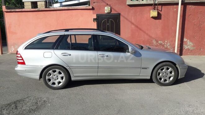 Mercedes C 220 2007, 230,000 km - 2.2 л - Bakı