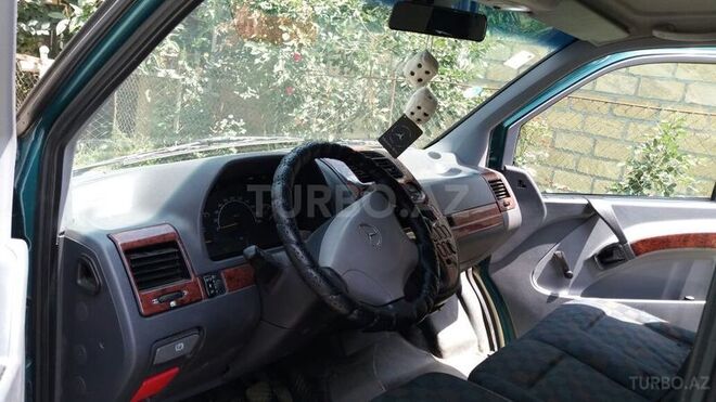 Mercedes Vito 2001, 400,000 km - 2.2 л - Ucar