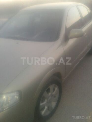 Nissan Sunny 2009, 180,000 km - 0.2 l - Bakı