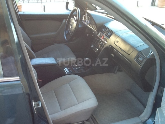 Mercedes C 220 1996, 200,000 km - 2.2 л - Bakı