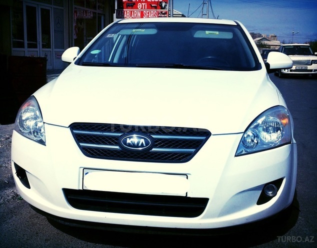 Kia Ceed 2010, 123,000 km - 2.0 l - Bakı