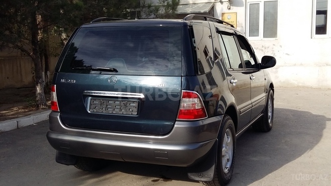Mercedes ML 270 2001, 261,442 km - 2.7 l - Bakı