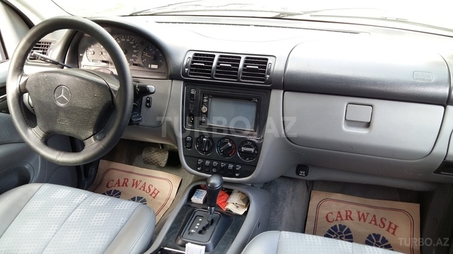 Mercedes ML 270 2001, 261,442 km - 2.7 l - Bakı