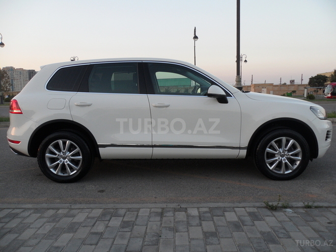 Volkswagen Touareg 2011, 78,000 km - 3.6 l - Bakı