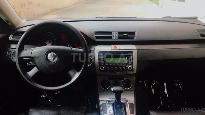 Volkswagen Passat 2005, 105,000 km - 2.0 l - Bakı