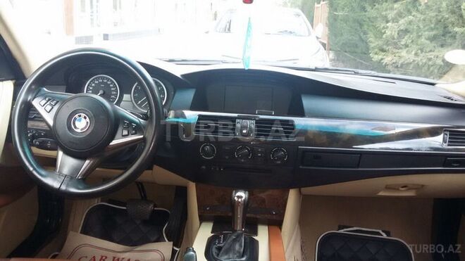 BMW 525 2004, 221,000 km - 2.5 l - Bakı