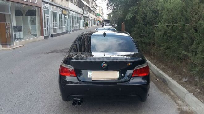 BMW 525 2004, 221,000 km - 2.5 l - Bakı