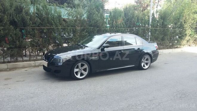 BMW 525 2004, 221,000 km - 2.5 l - Bakı