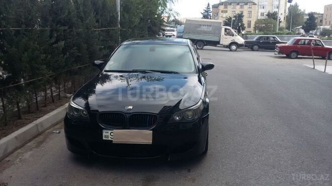 BMW 525 2004, 221,000 km - 2.5 l - Bakı
