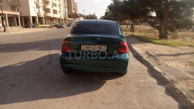 Opel Vectra 2000, 150,000 km - 1.6 л - Bakı