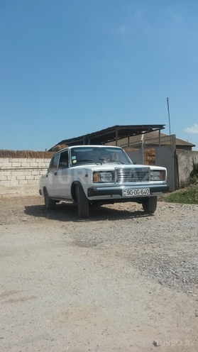 LADA (VAZ) 2107 2010, 120,000 km - 0.2 l - Saatlı
