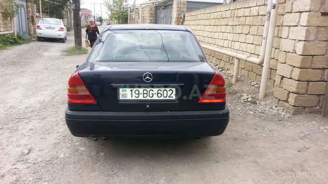 Mercedes C 200 1994, 250,000 km - 2.0 l - Bakı
