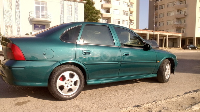 Opel Vectra 2000, 150,000 km - 1.6 л - Bakı