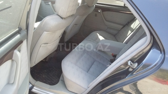 Mercedes C 200 1997, 150,000 km - 2.0 l - Bakı