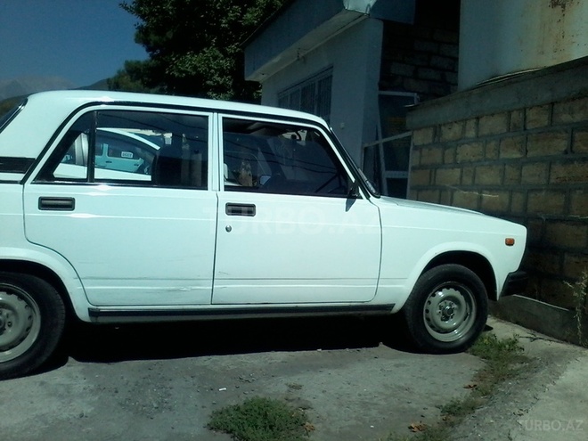 LADA (VAZ) 2107 2005, 300,000 km - 1.6 л - Şəki