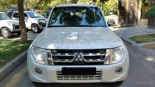 Mitsubishi Pajero 2012, 75,000 km - 3.5 l - Bakı