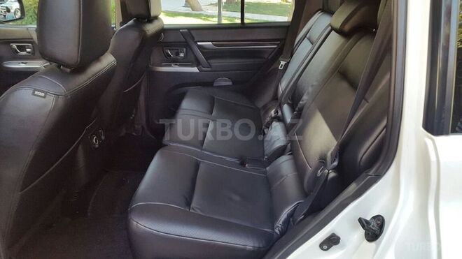 Mitsubishi Pajero 2012, 75,000 km - 3.5 l - Bakı