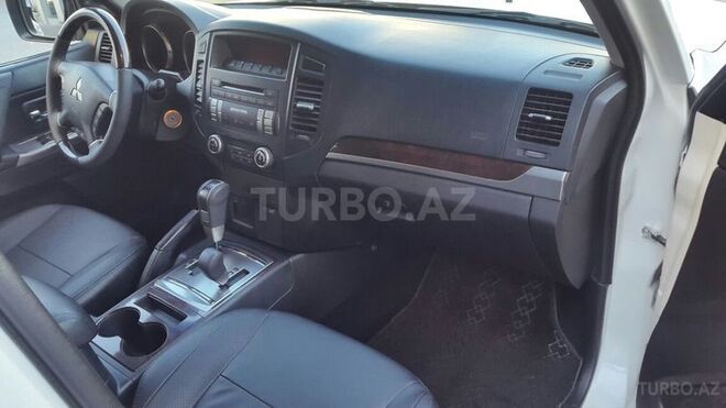 Mitsubishi Pajero 2012, 75,000 km - 3.5 l - Bakı