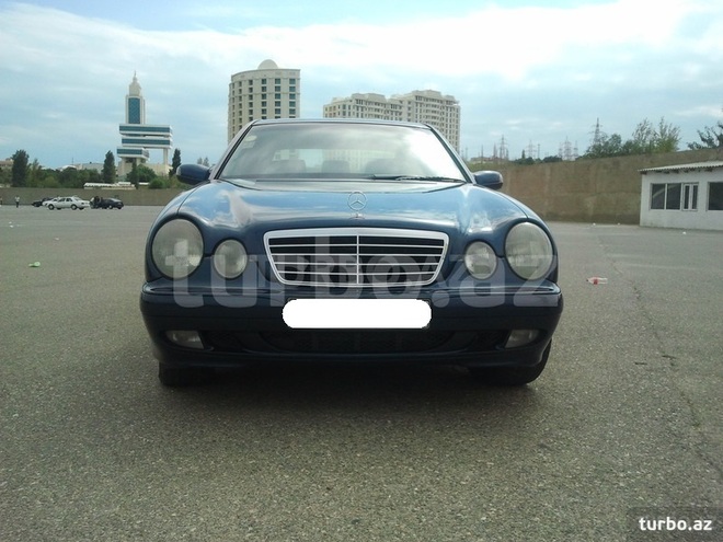 Mercedes E 220 2000, 195,300 km - 2.2 л - Bakı