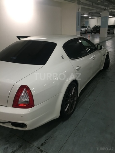 Maserati Quattroporte 2010, 59,000 km - 4.7 л - Bakı