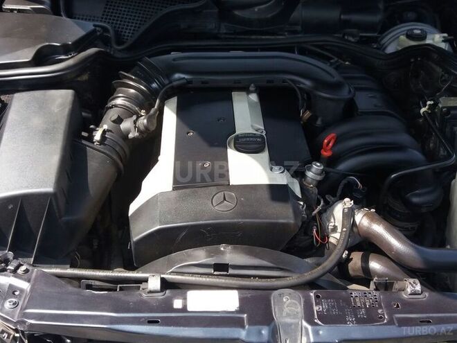 Mercedes E 280 1996, 282,000 km - 2.8 l - Bərdə