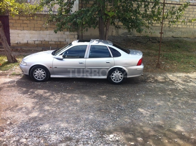 Opel Vectra 1999, 286,316 km - 2.0 l - Bakı