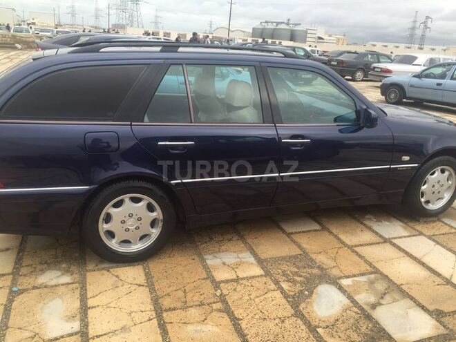 Mercedes C 220 2000, 296,000 km - 2.2 l - Sumqayıt