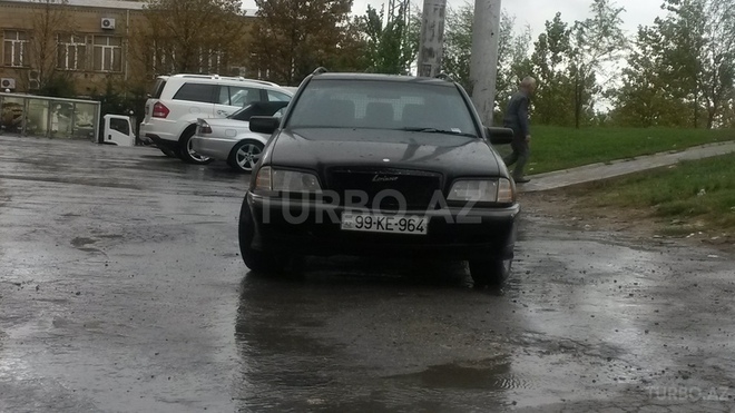 Mercedes C 180 1998, 375,000 km - 1.8 l - Bakı