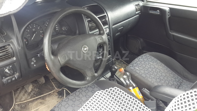Opel Astra 1999, 227,000 km - 1.6 л - Füzuli