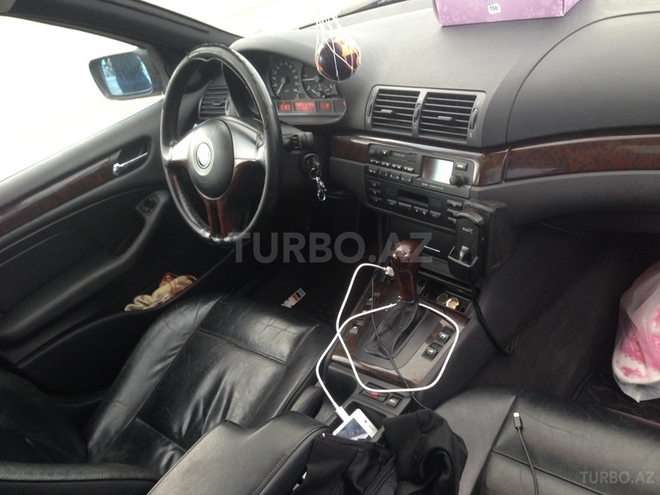 BMW 330 2000, 276,000 km - 3.0 л - Bakı