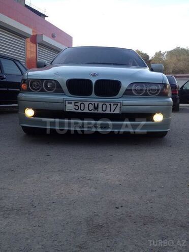 BMW 525 2002, 213,000 km - 0.3 l - Sumqayıt