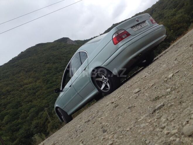 BMW 525 2002, 213,000 km - 0.3 l - Sumqayıt