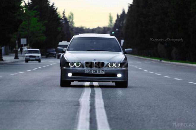 BMW 525 2002, 213,000 km - 0.3 l - Sumqayıt