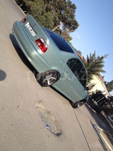 BMW 525 2002, 213,000 km - 0.3 l - Sumqayıt