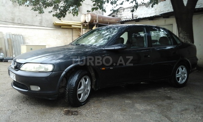 Opel Vectra 1996, 226,200 km - 2.0 l - Bakı