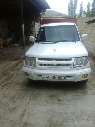 Mitsubishi Pajero io 1999, 219,000 km - 1.8 л - Quba
