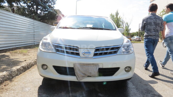 Nissan Tiida 2008, 51,700 km - 1.6 l - Bakı