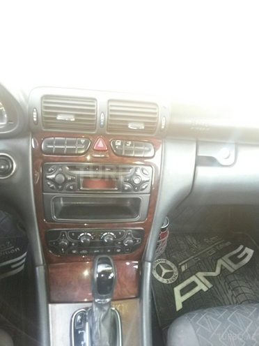 Mercedes C 220 2002, 193,000 km - 2.2 l - Göygöl